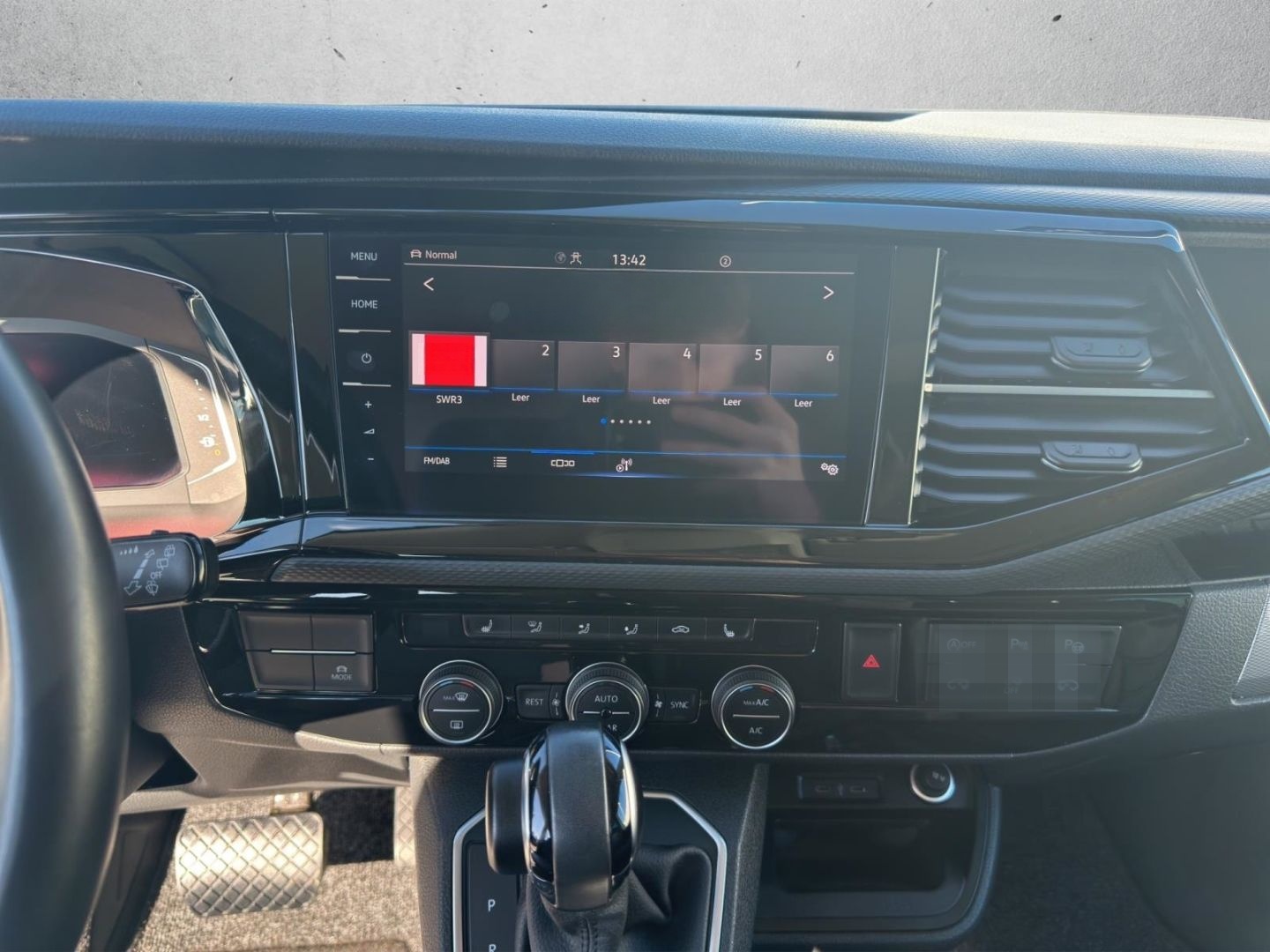 Volkswagen T6.1 Multivan 2.0 TDI DSG*Navi*LED*Leder foto 20