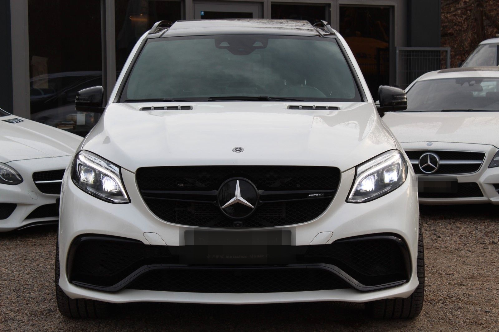 Mercedes-Benz GLE 63 AMG S  PERFORMANCE 4MATIC 350° KEYLES foto 2