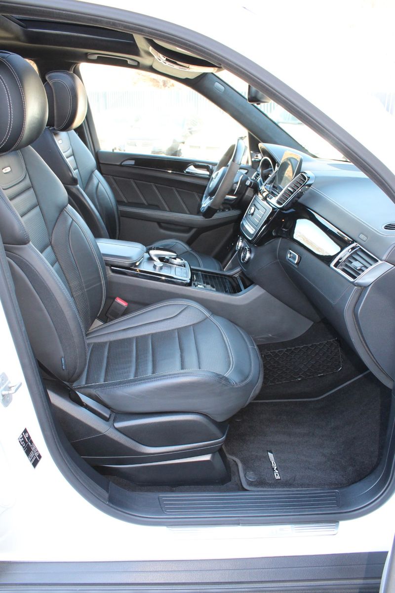 Mercedes-Benz GLE 63 AMG S  PERFORMANCE 4MATIC 350° KEYLES foto 14