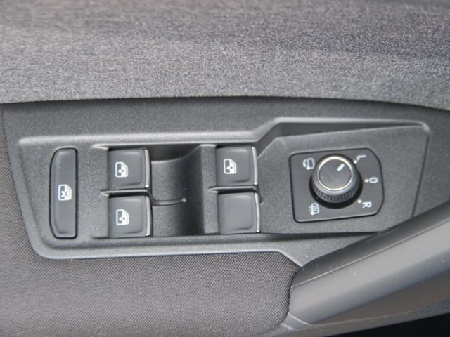 Volkswagen Tiguan 1.5 TSI Move KLIMA LED ALU foto 15