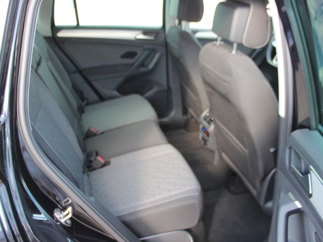 Volkswagen Tiguan 1.5 TSI Move KLIMA LED ALU foto 9