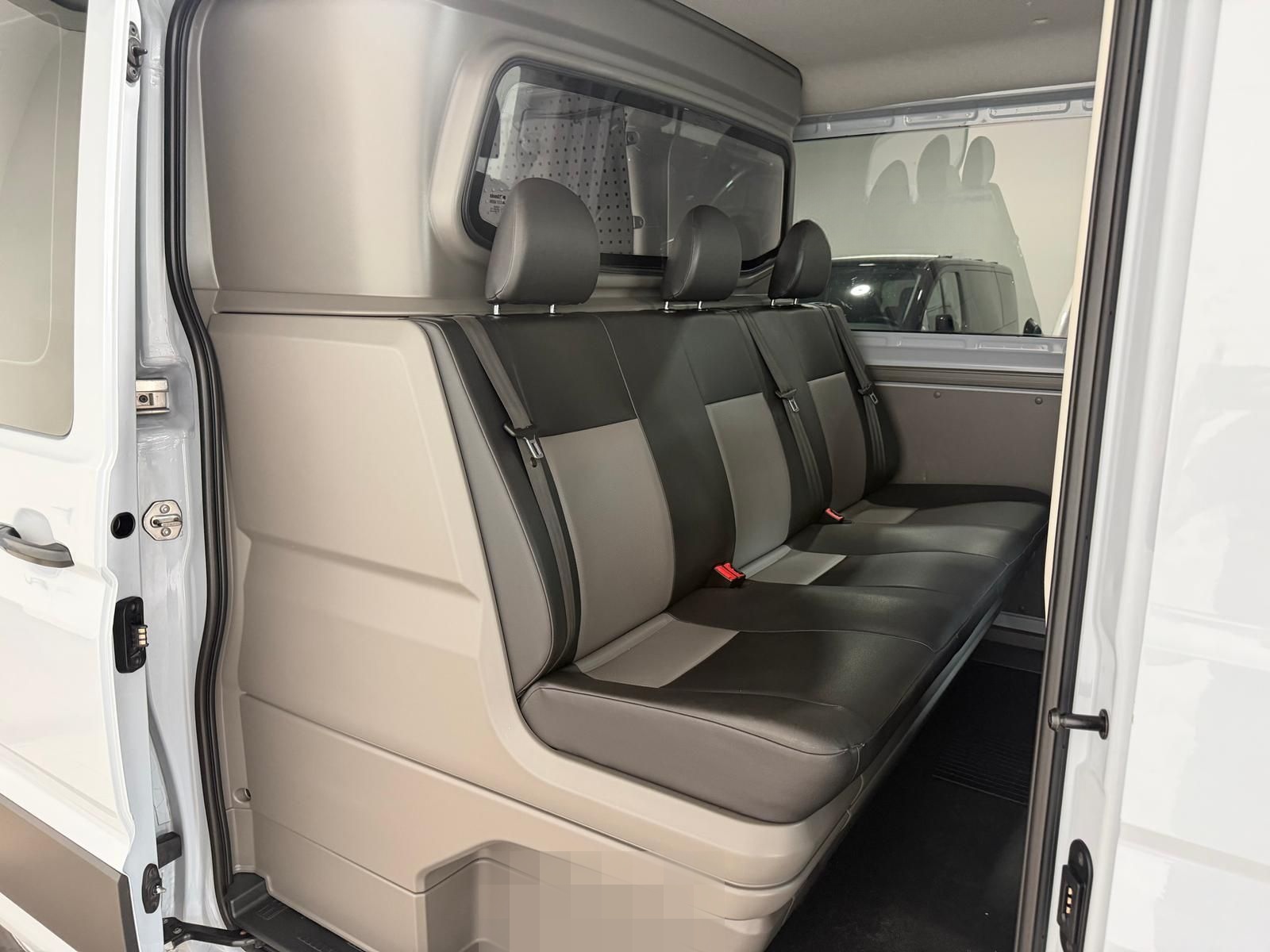 Volkswagen Crafter Doka(5-Si.),4Motion,MR,Standh,DiffSperre foto 6