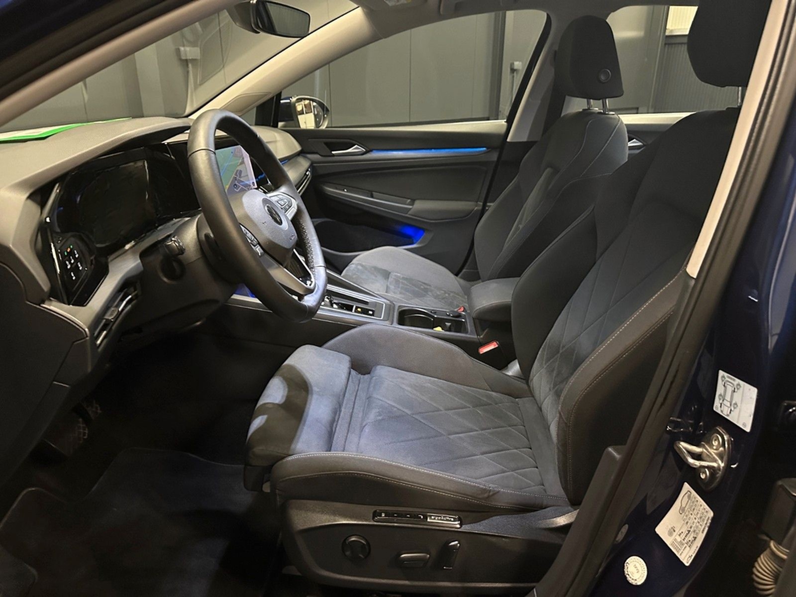 Volkswagen Golf Variant 1.5 eTSI Style*Standhzg*HUD*IQ*KAME foto 14