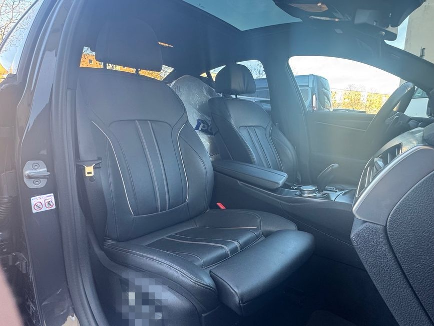BMW 530 e M Sport Softclose Laser Harman Kardon foto 11