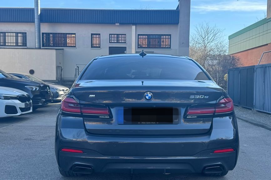 BMW 530 e M Sport Softclose Laser Harman Kardon foto 5