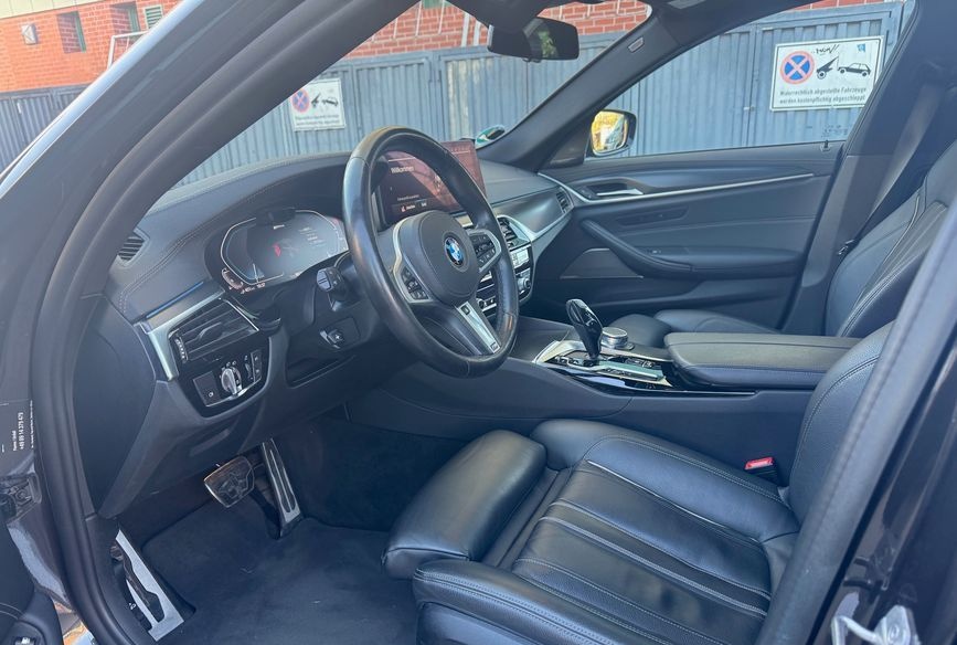 BMW 530 e M Sport Softclose Laser Harman Kardon foto 10