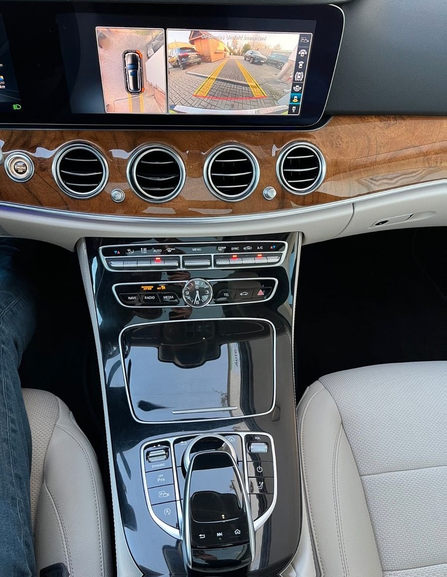 Mercedes-Benz E 220 CDI°AHK°Pano°Leder°Digital Tacho°4x4° foto 12