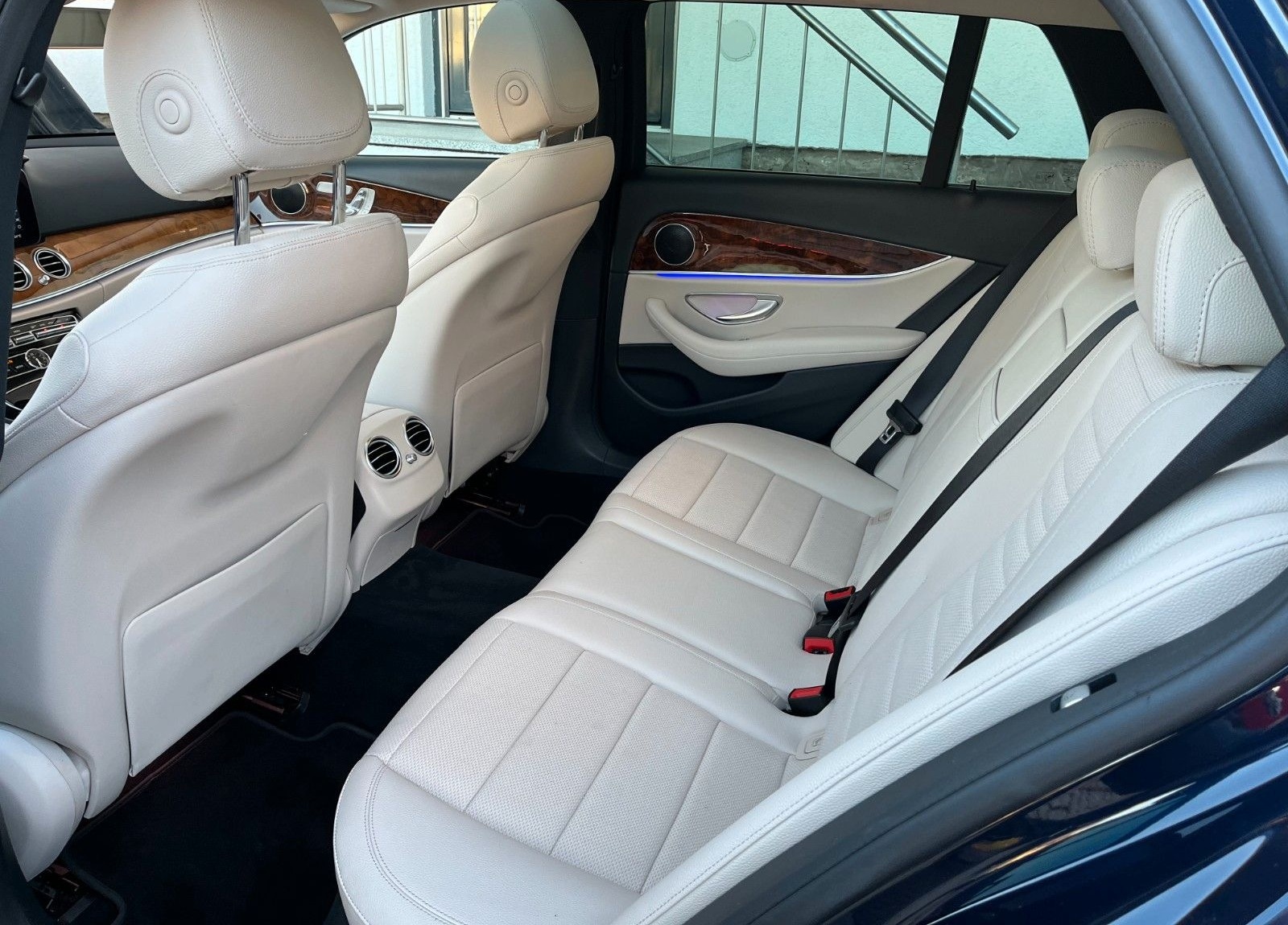 Mercedes-Benz E 220 CDI°AHK°Pano°Leder°Digital Tacho°4x4° foto 15
