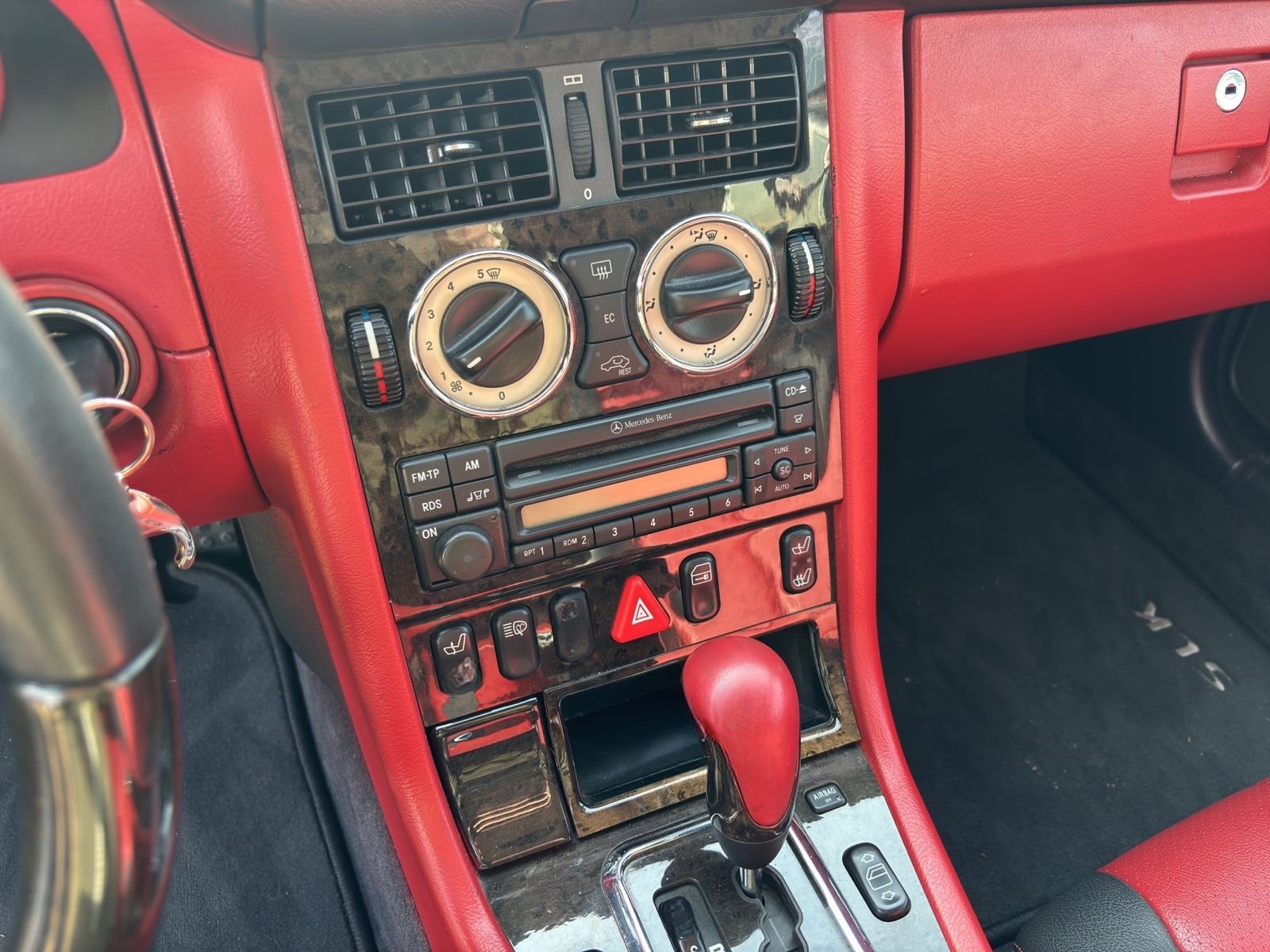 Mercedes-Benz SLK 320 / SHZ / LEDER / Xenon / Sammlerzustand foto 20