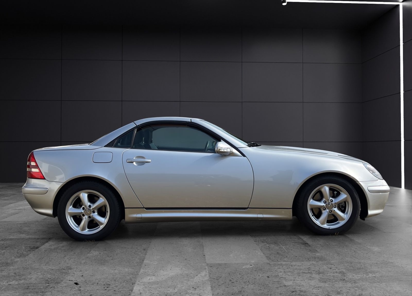 Mercedes-Benz SLK 320 / SHZ / LEDER / Xenon / Sammlerzustand foto 5