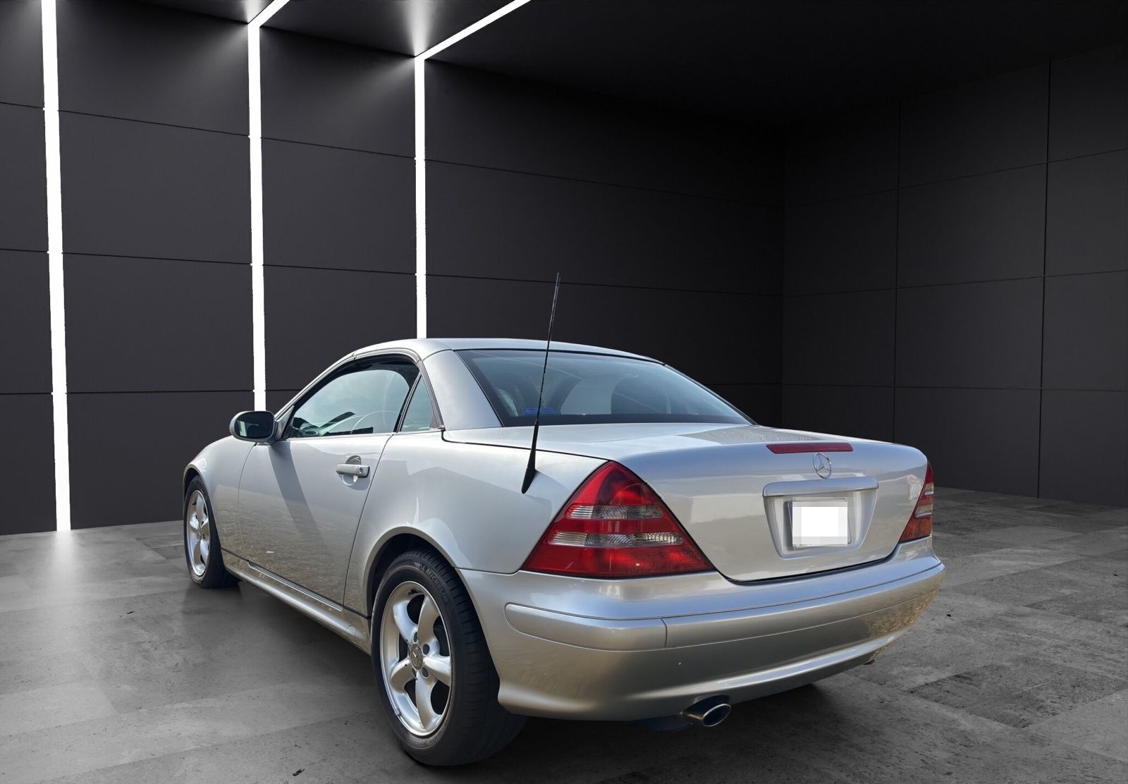 Mercedes-Benz SLK 320 / SHZ / LEDER / Xenon / Sammlerzustand foto 6