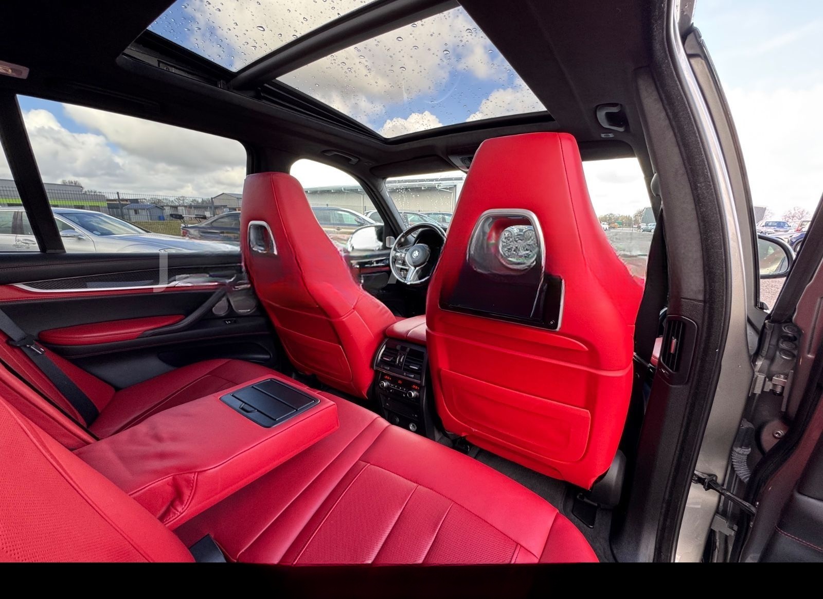 BMW X5M Pano LED B&O G-Power Akrapovic Hamann 22* foto 24