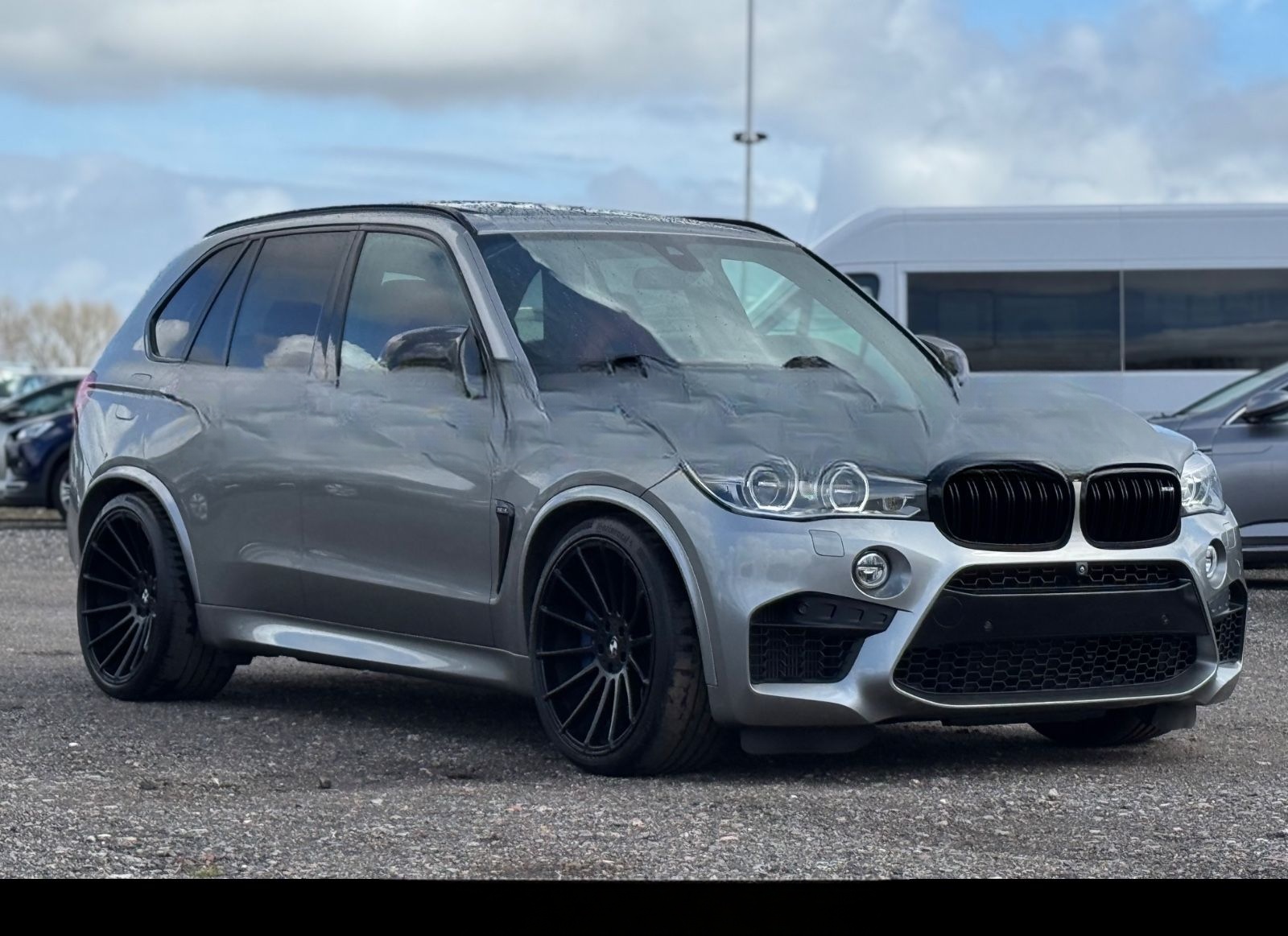 BMW X5M Pano LED B&O G-Power Akrapovic Hamann 22* foto 5