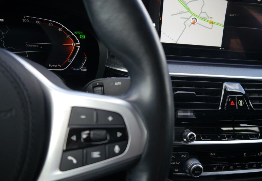 BMW 530d xDrive Lim. M Sport A. +AHK+RFK+DAB+HIFI+ foto 18