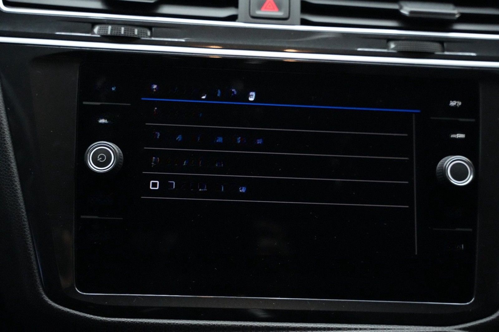 Volkswagen Tiguan 4Motion CARPLAY-NAVI*AHK*STANDHEIZUNG* foto 19