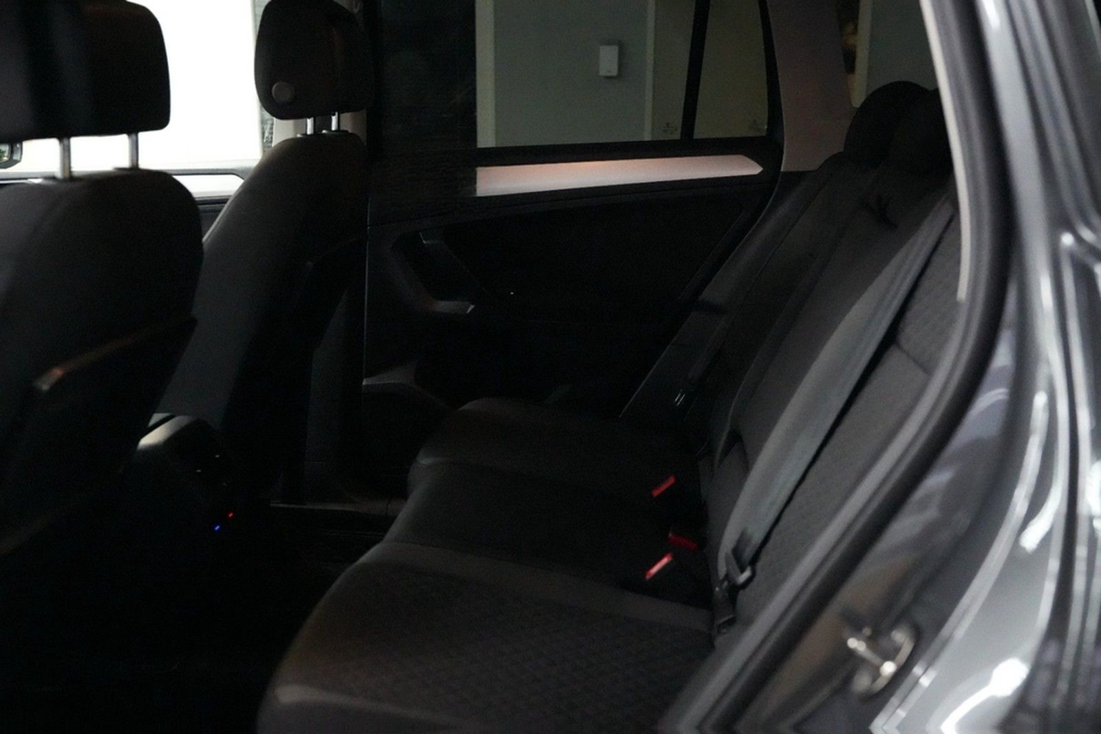 Volkswagen Tiguan 4Motion CARPLAY-NAVI*AHK*STANDHEIZUNG* foto 28