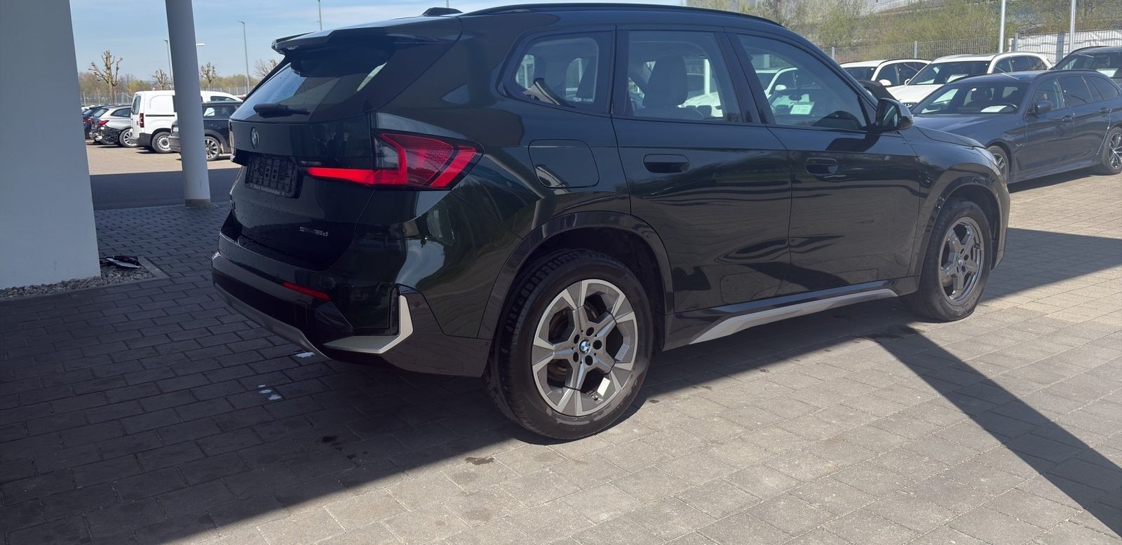 BMW X1 sDrive18d xLine AHK Komfortzugang Memorysitze foto 6