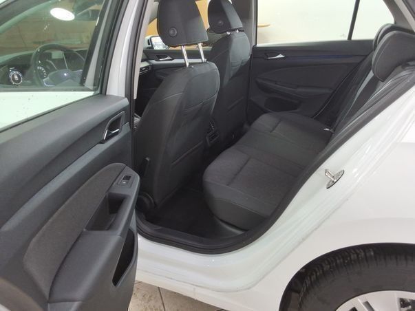 Volkswagen Golf 1.5 eTSI OPF DSG Life foto 5