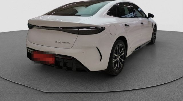 BYD Seal Comfort NAVI PANO ACC LEDER foto 7