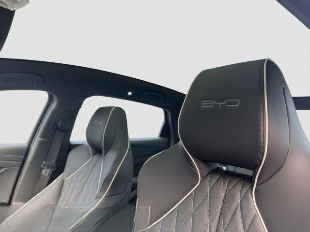 BYD SEAL Comfort NAVI PANO ACC LEDER SHZ foto 17