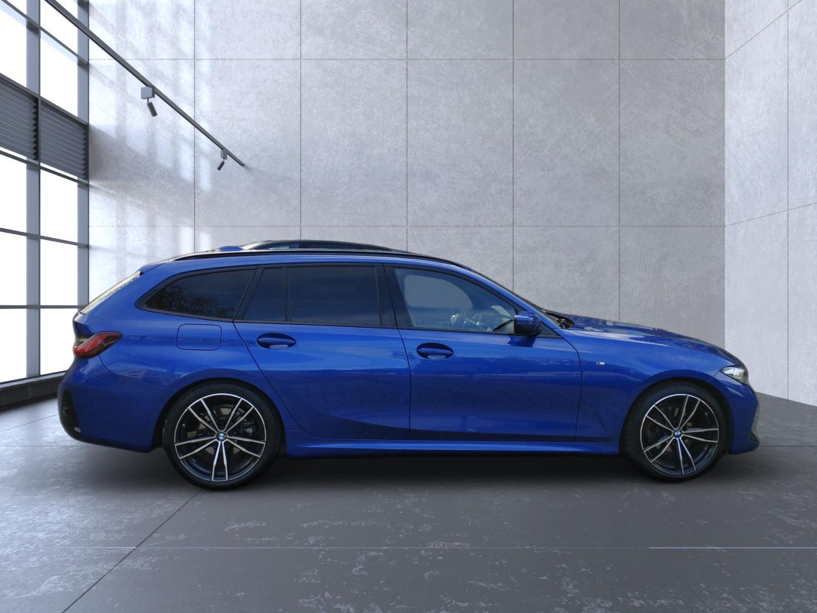 BMW 320 d xDrive Touring* M Sport*AHK*Standheizung foto 6