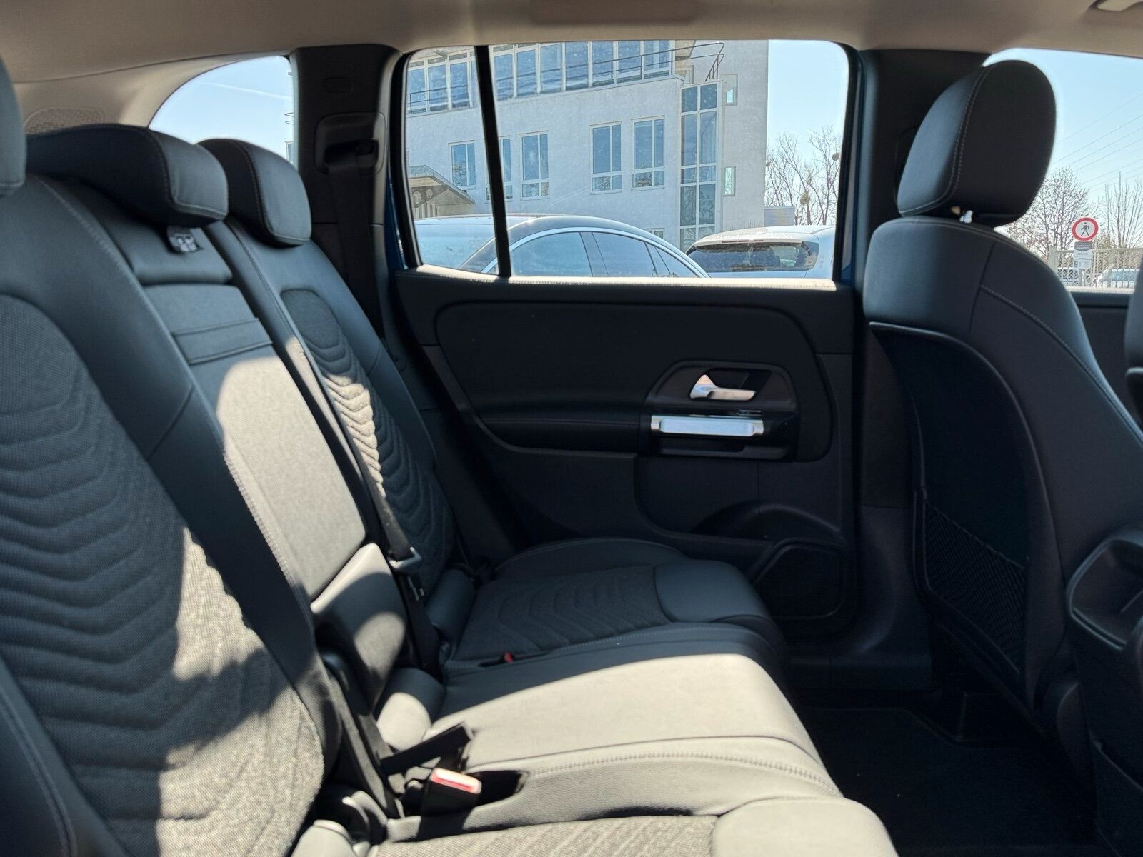 Mercedes-Benz GLB 200 d Progressive Advanced Pano AHK foto 18