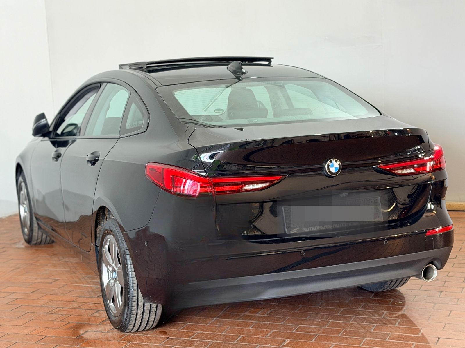 BMW 218 Head-Up Panorama Apple/Androi Keyless Kamera foto 12