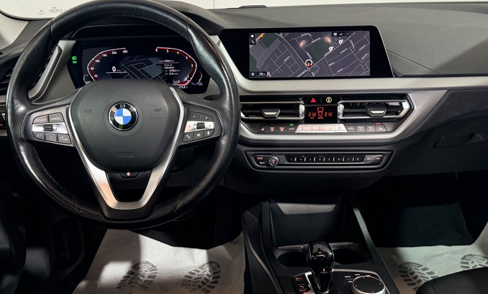 BMW 218 Head-Up Panorama Apple/Androi Keyless Kamera foto 19