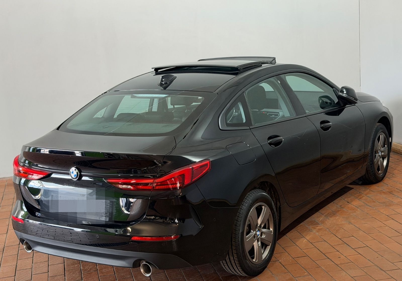 BMW 218 Head-Up Panorama Apple/Androi Keyless Kamera foto 10