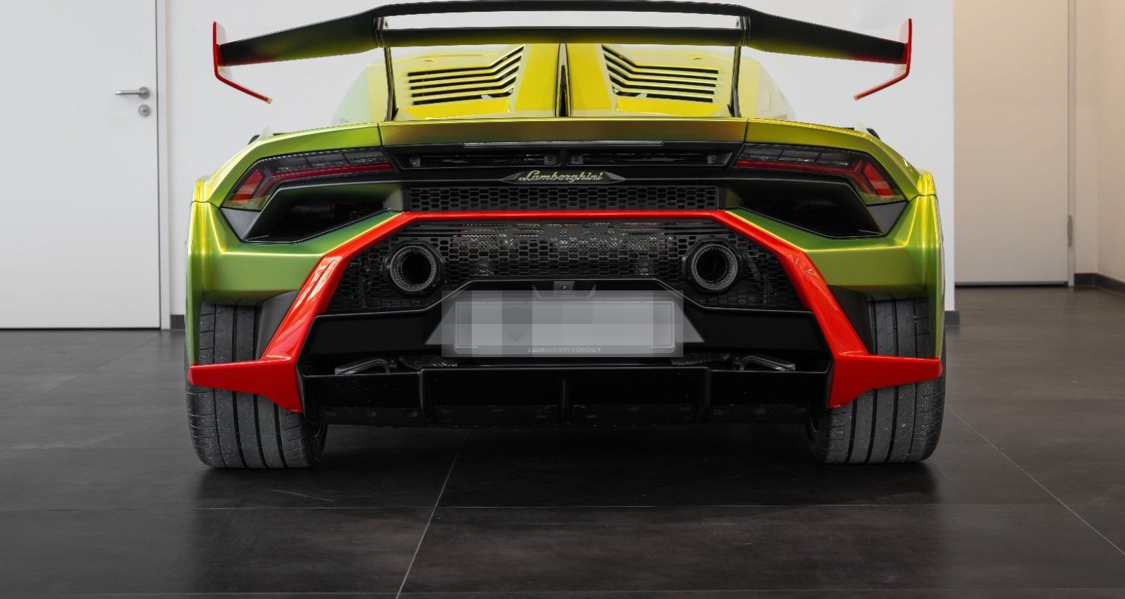 Lamborghini Huracán STO foto 4