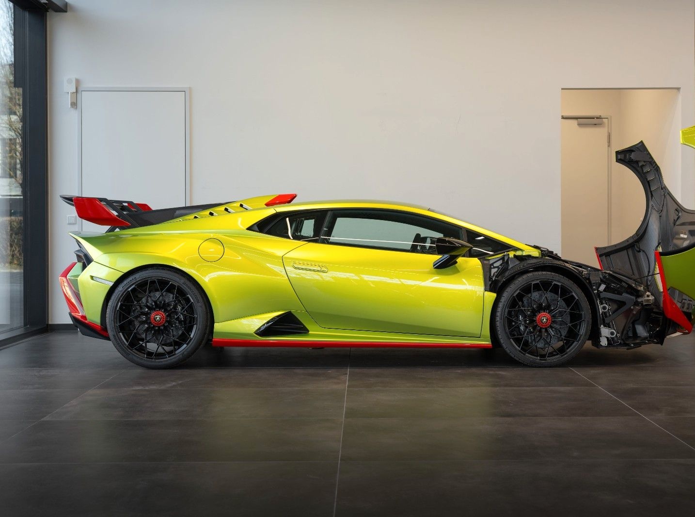 Lamborghini Huracán STO foto 10