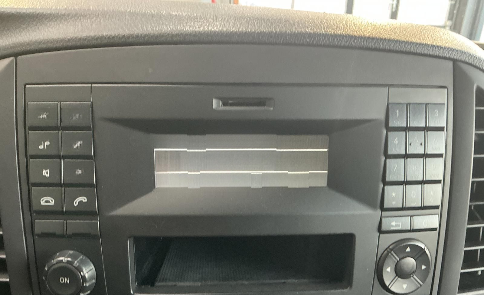 Mercedes-Benz Vito 110+Regalausbau+Standheizung+Scheckheft foto 16