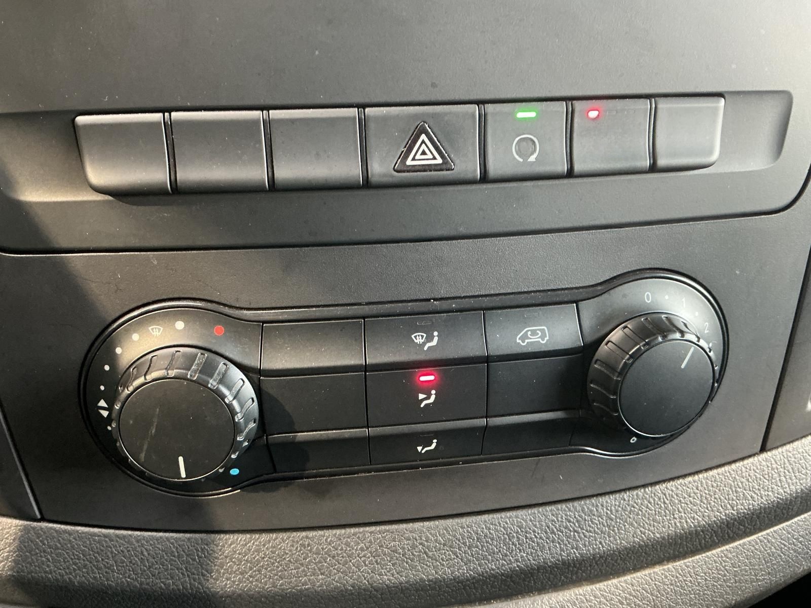 Mercedes-Benz Vito 110+Regalausbau+Standheizung+Scheckheft foto 17