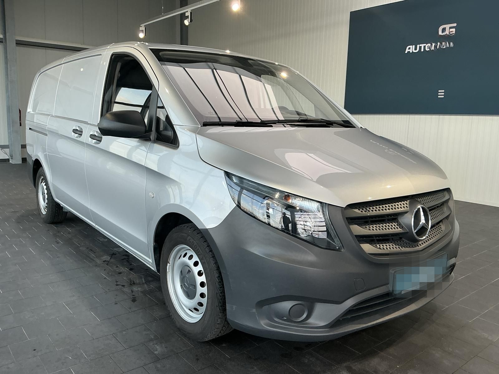 Mercedes-Benz Vito 110+Regalausbau+Standheizung+Scheckheft foto 3