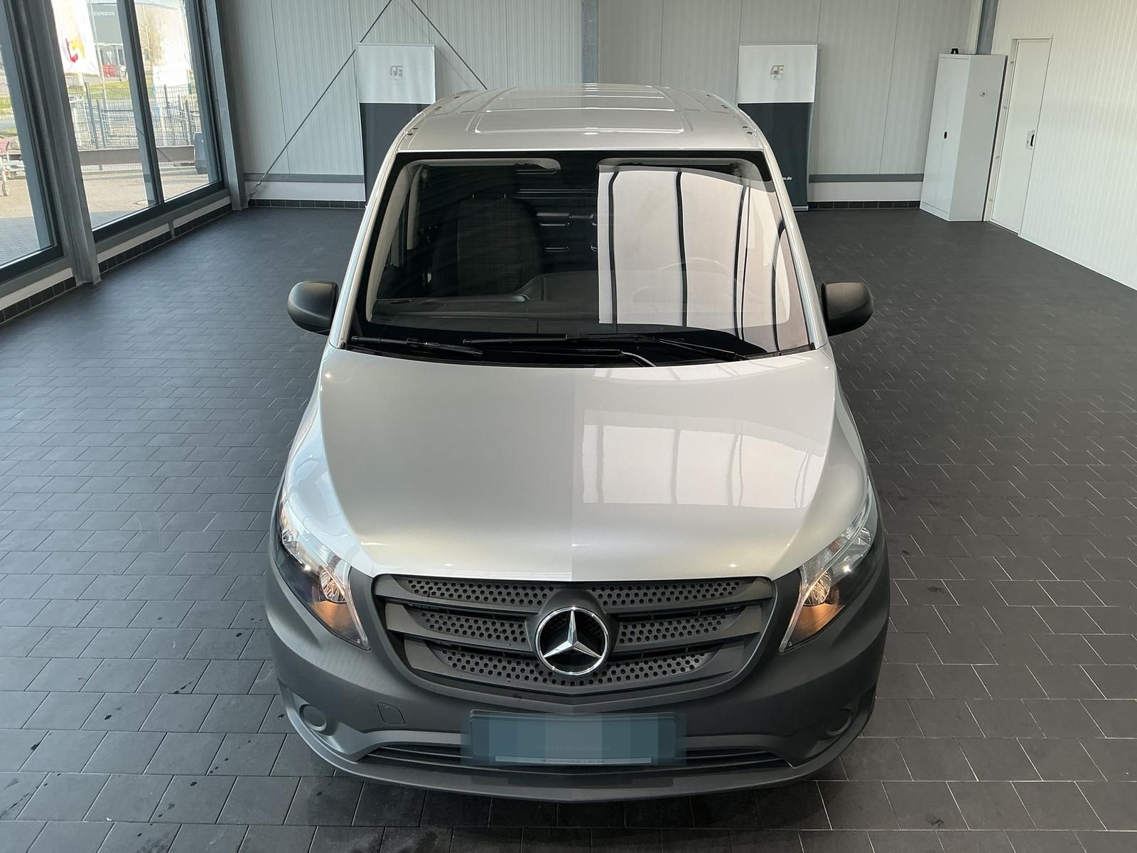 Mercedes-Benz Vito 110+Regalausbau+Standheizung+Scheckheft foto 23