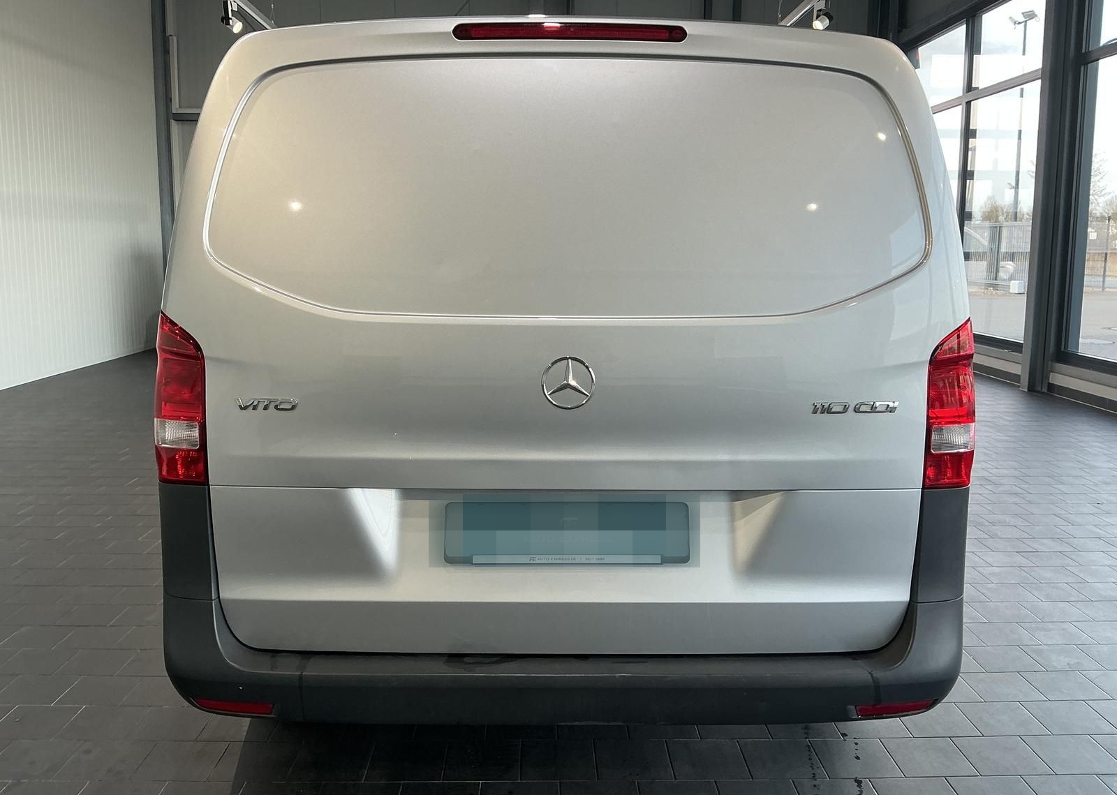 Mercedes-Benz Vito 110+Regalausbau+Standheizung+Scheckheft foto 7