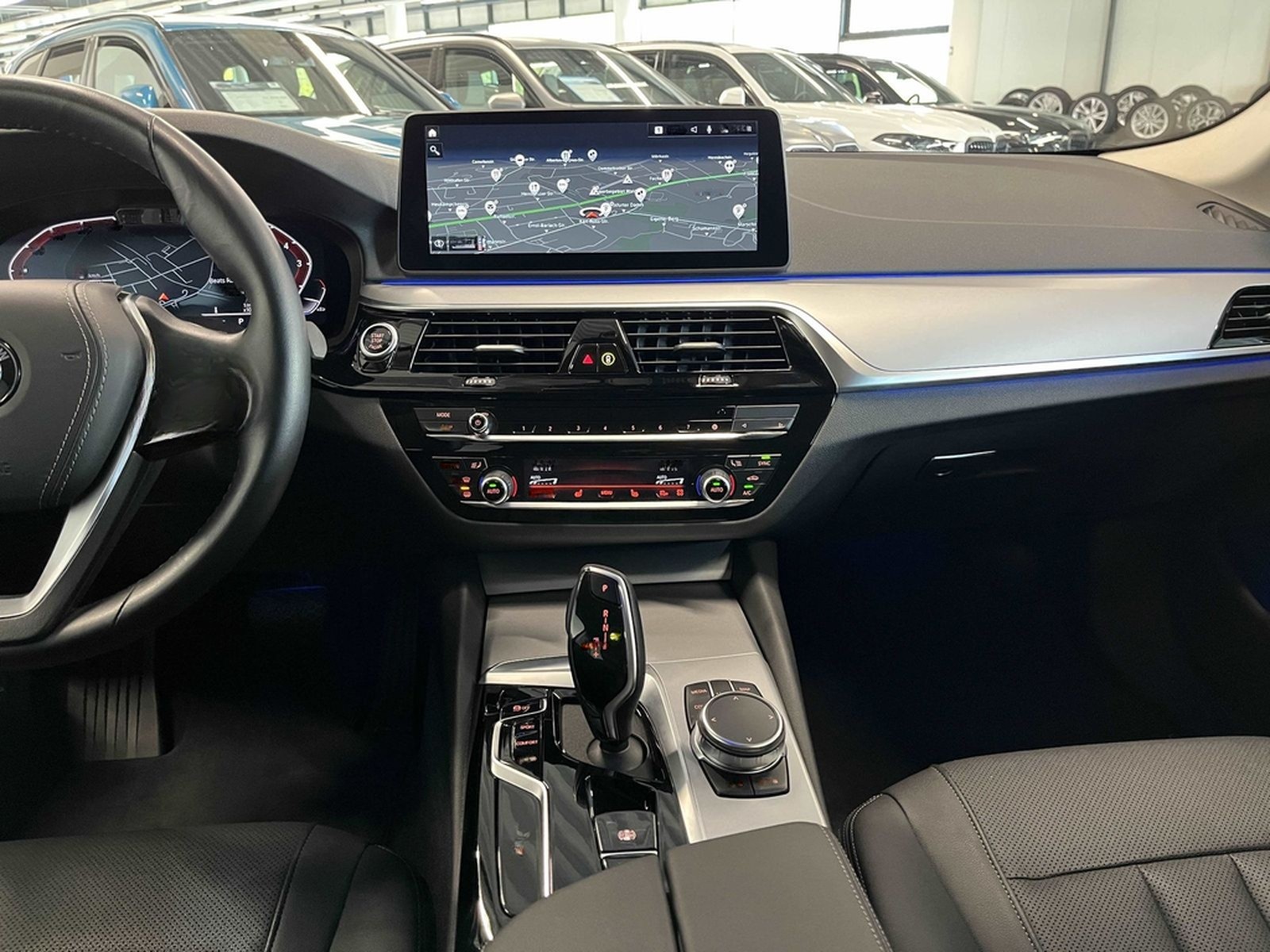 BMW 520i Touring ACC RFK NAVI LED PDC V+H DAB LM foto 19