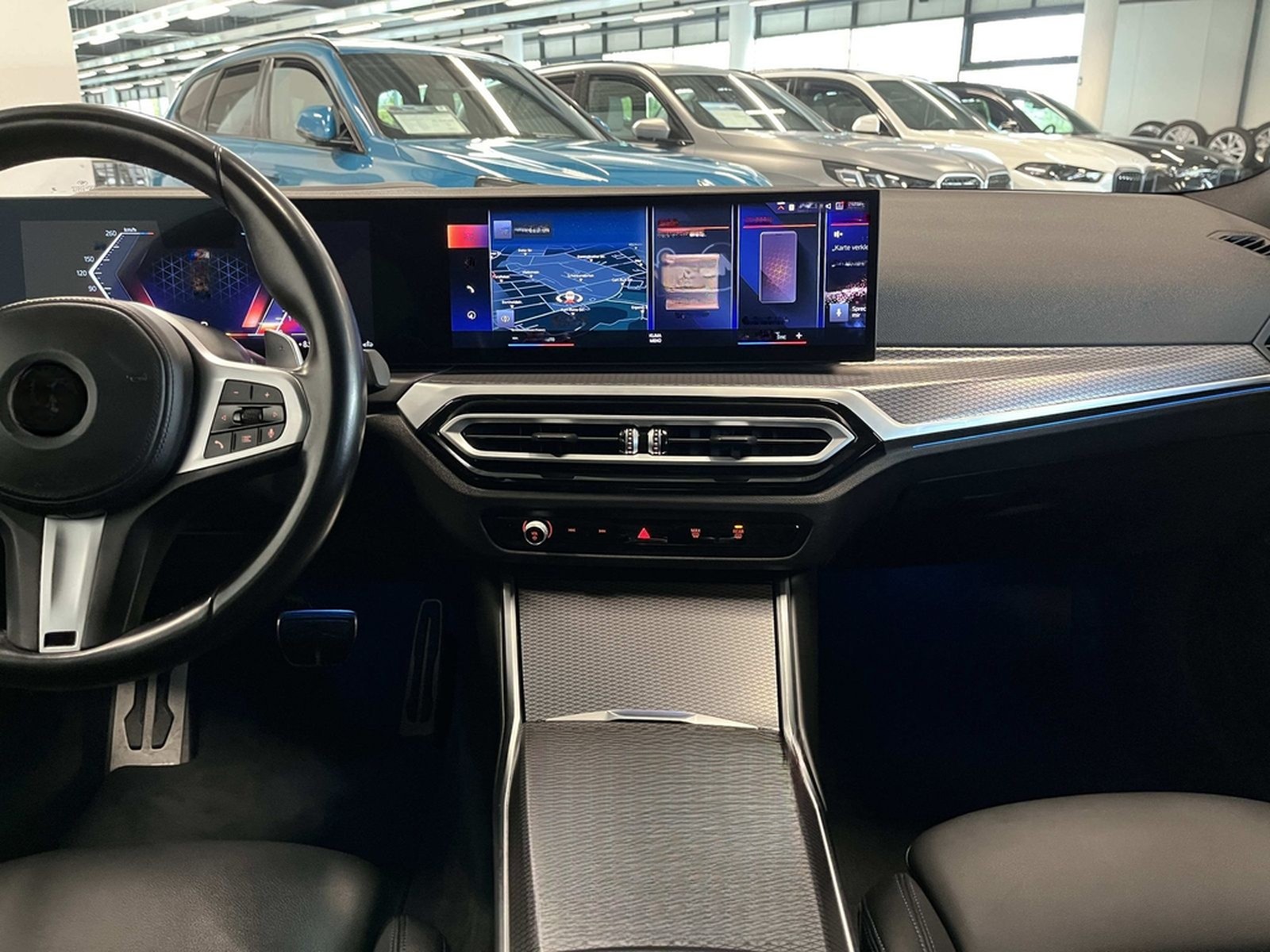 BMW 320i M Sport HUD RFK NAVI LED Sound Syst. DAB foto 20