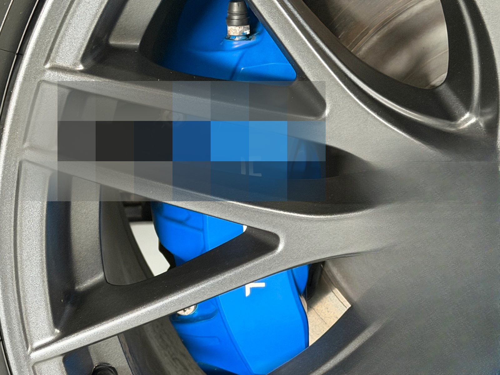 Tesla Model Y Long Range Dual AWD foto 17