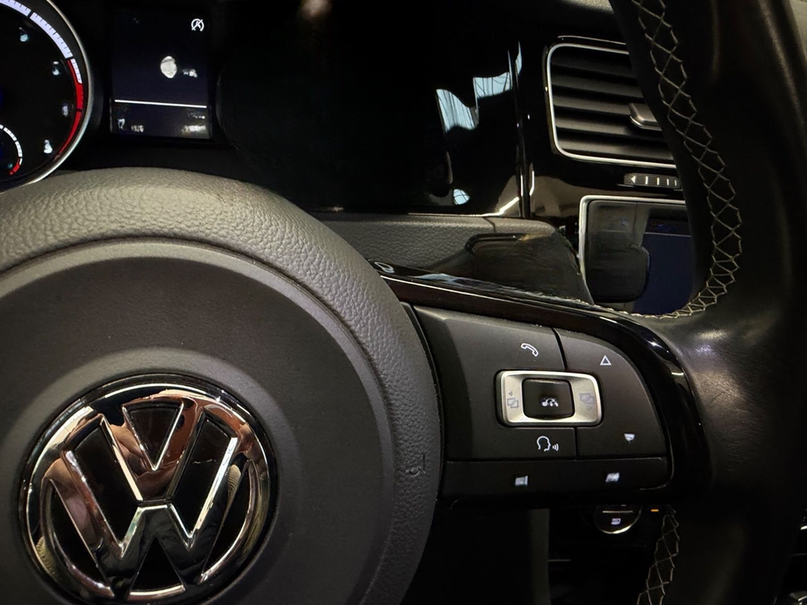 Volkswagen Golf VII Variant R BMT4Motion/Kamera/Pano/Allrad foto 17