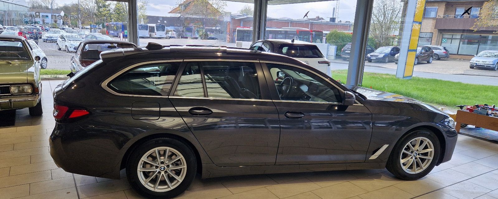 BMW 520, sehr gepflegt, wenig KM, zum Aktionspreis foto 3