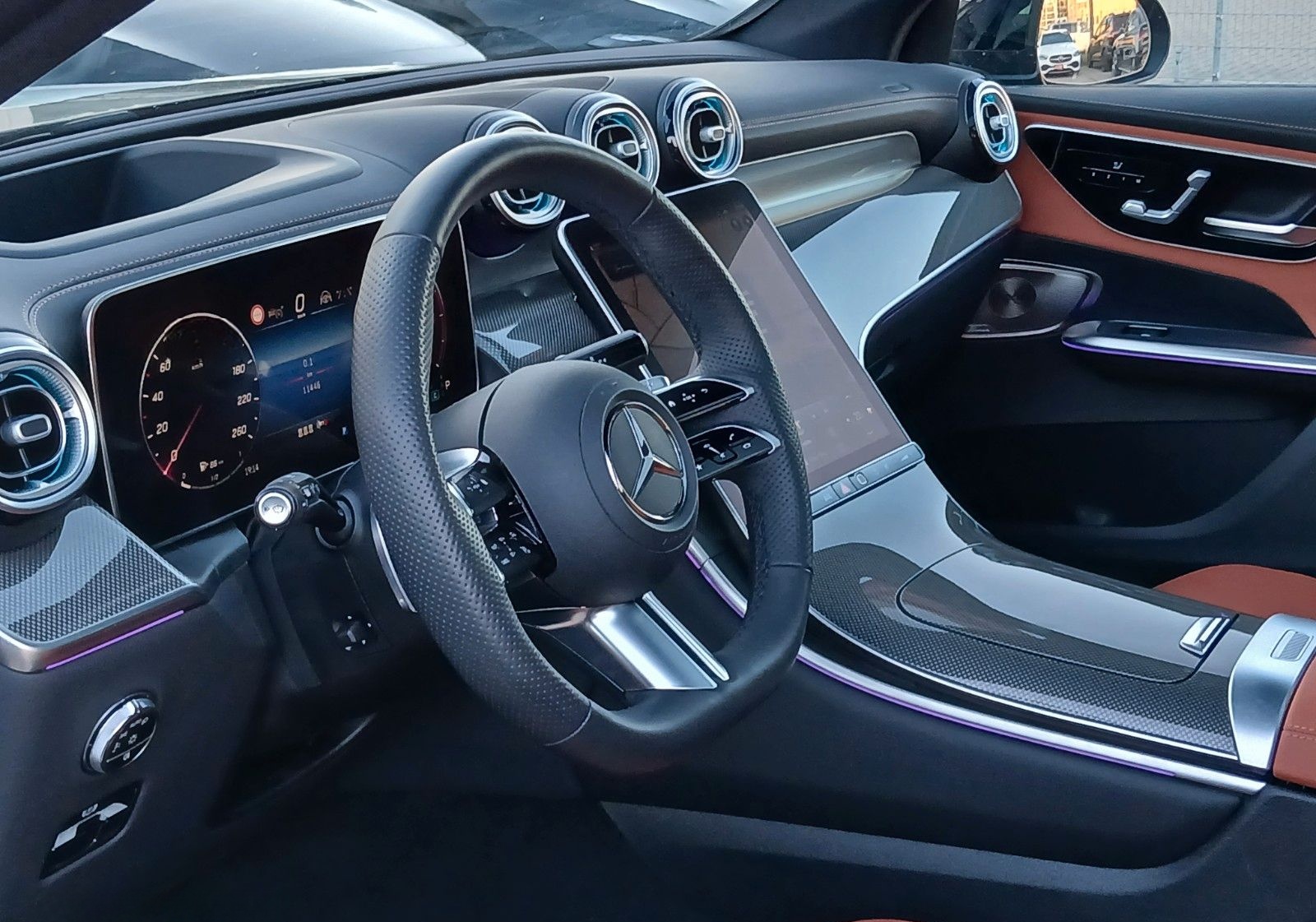 Mercedes-Benz GLC220d AMG 4M_Pano_360_HuD_Keyls_Burmester_Dist foto 15