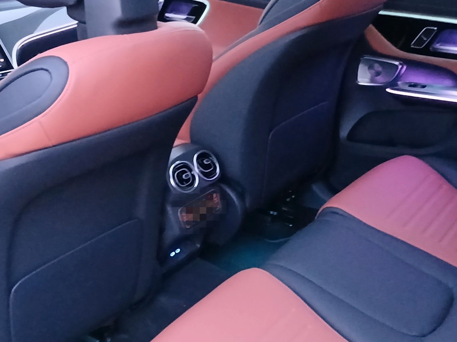 Mercedes-Benz GLC220d AMG 4M_Pano_360_HuD_Keyls_Burmester_Dist foto 18