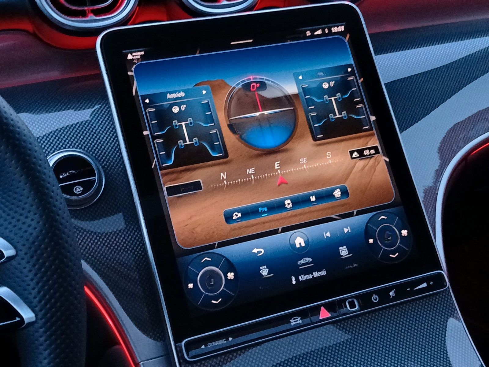 Mercedes-Benz GLC220d AMG 4M_Pano_360_HuD_Keyls_Burmester_Dist foto 22