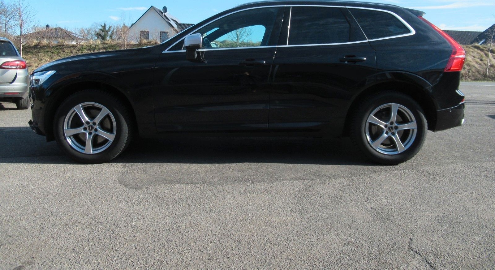 Volvo XC60 II D4 AWD R-Design foto 3