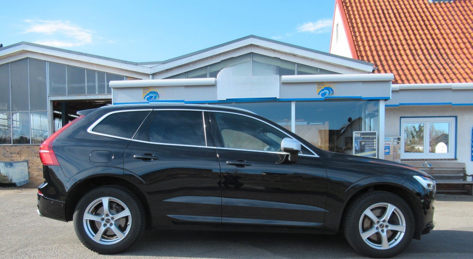 Volvo XC60 II D4 AWD R-Design foto 4