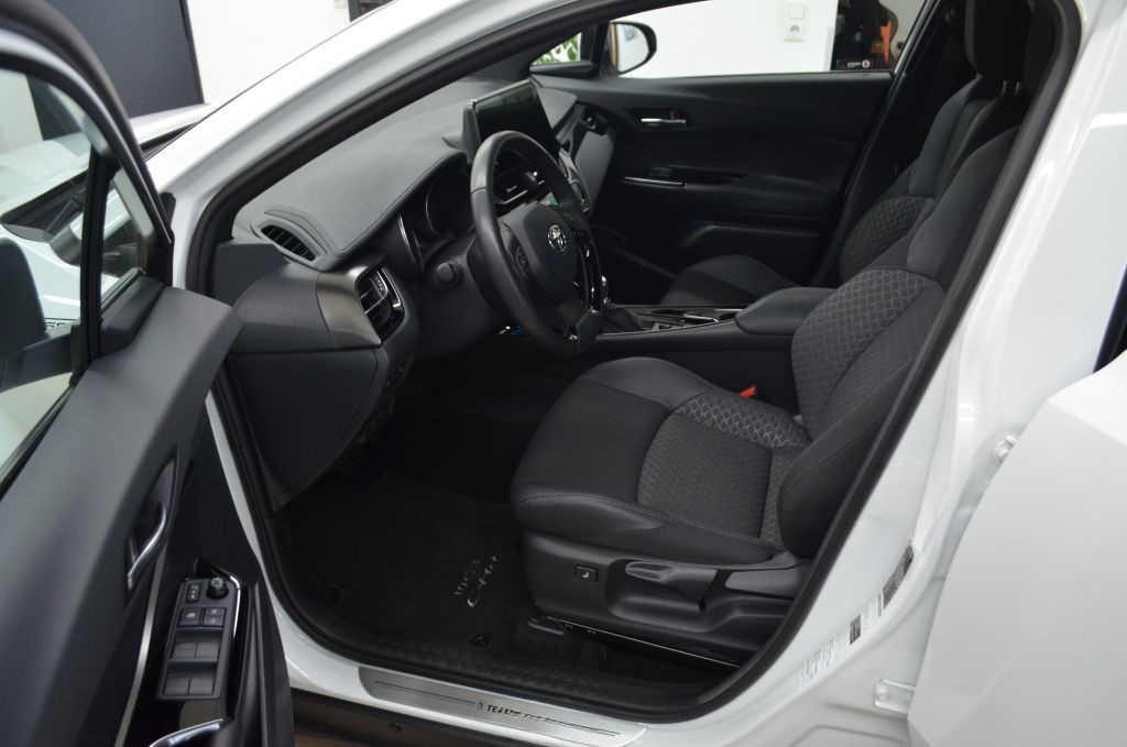 Toyota C-HR 1,8 Hybrid Team Deutschland*AHK abn*ALLWETT foto 13