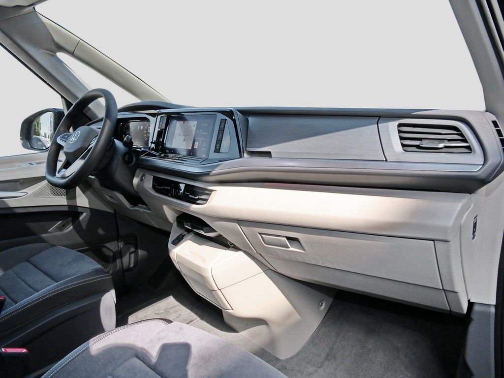 Volkswagen T7 Multivan Goal Life 2.0 l TSI 150 kW / 204 PS foto 8