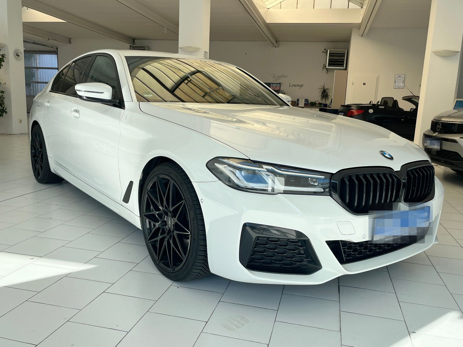 BMW 530 5 Limousine 530 d xDrive M Sportpaket foto 11