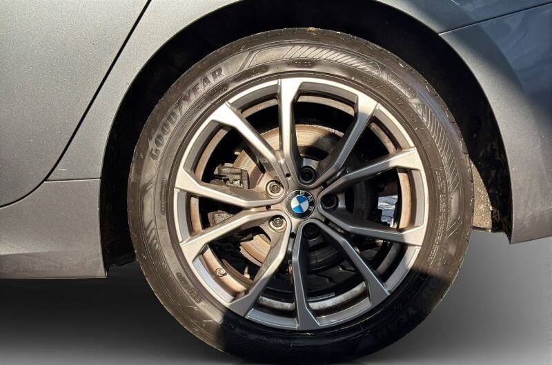 BMW 320d Lim. Sport Line Navi.LED.ACC.RFK.HuD.KomfZg foto 11